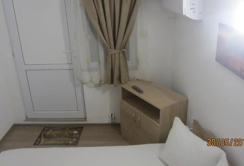 Standardrum, Casa Nicholas