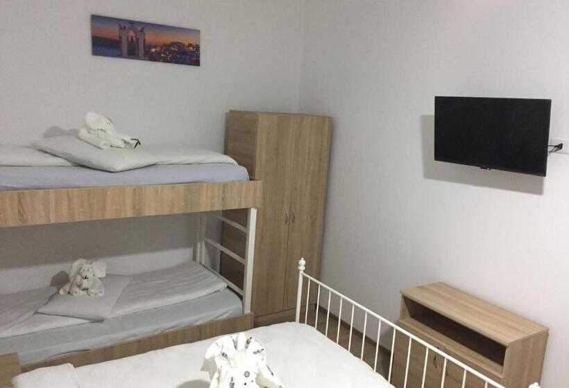 Quarto Familiar, Casa Nicholas