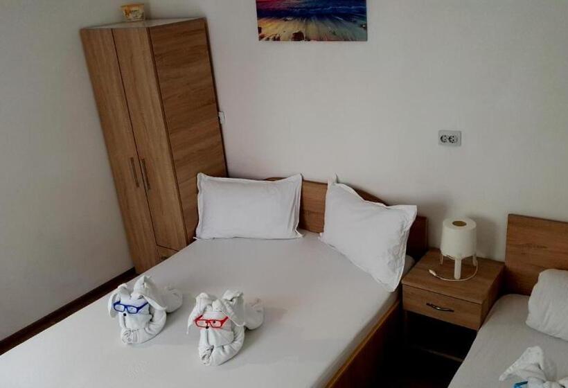 Quarto Triplo Standart, Casa Nicholas