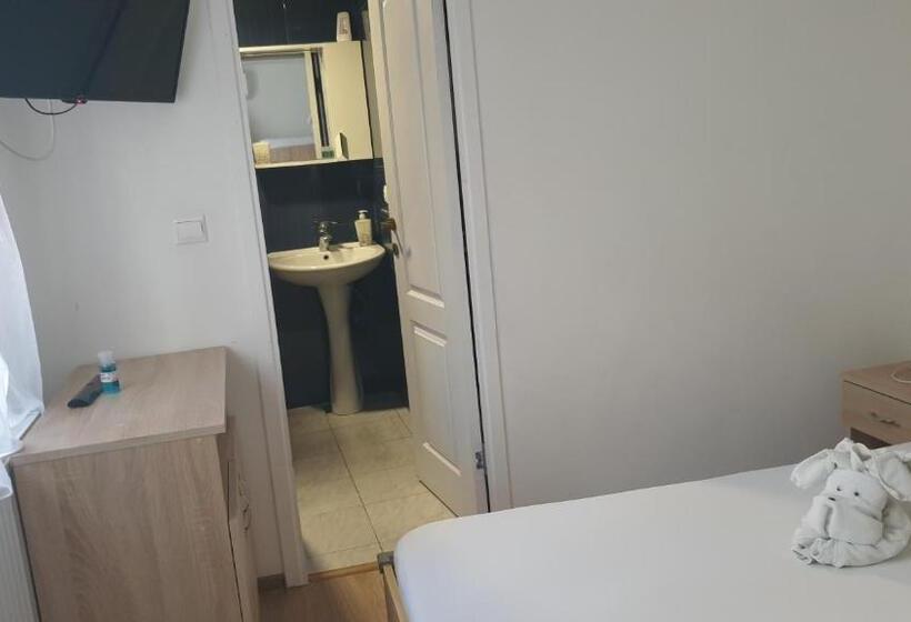 Quarto Triplo Standart, Casa Nicholas