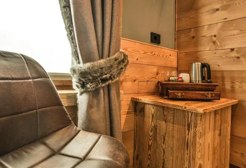 اتاق استاندارد, Alpine Rooms Guesthouse