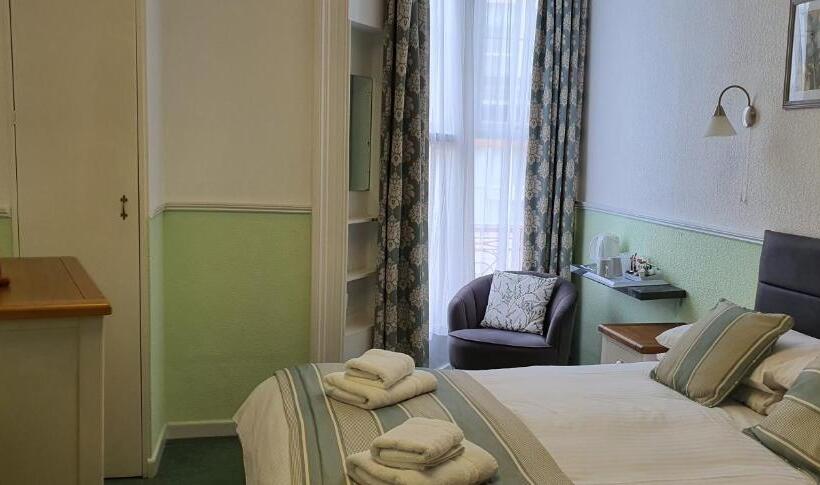 غرفة قياسية, Corbiere Guest House