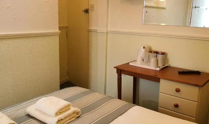エコノミールーム, Corbiere Guest House