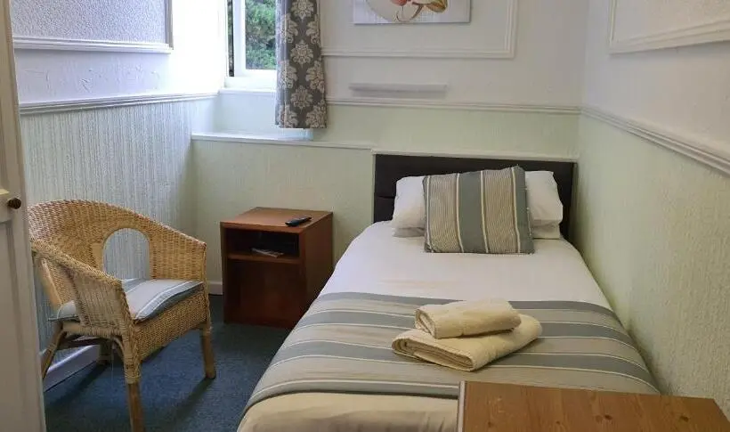 スタンダードシングルルーム, Corbiere Guest House
