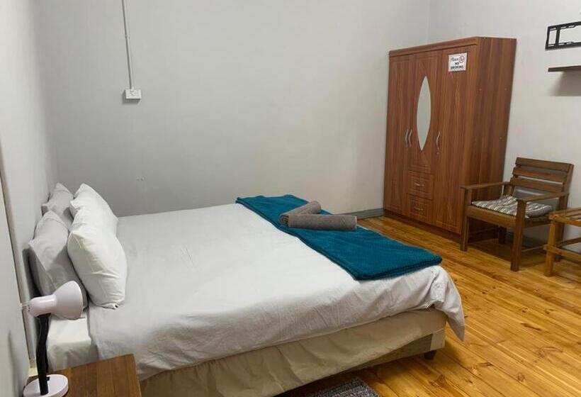 חדר משפחתי, Keetmanshoop Self Catering