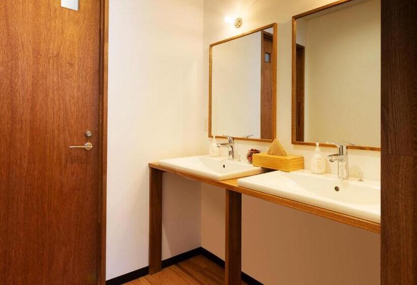 اتاق استاندارد با سرویس بهداشتی مشترک, Nozawasnow