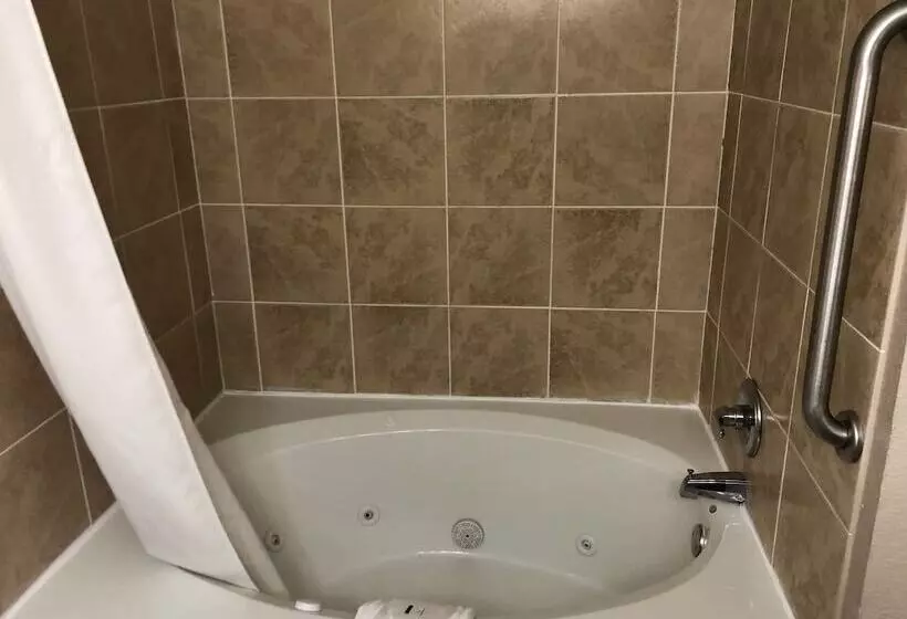 ハイドロマッサージバス付きスイート, Country Inn & Suites By Radisson, Greenville, Nc
