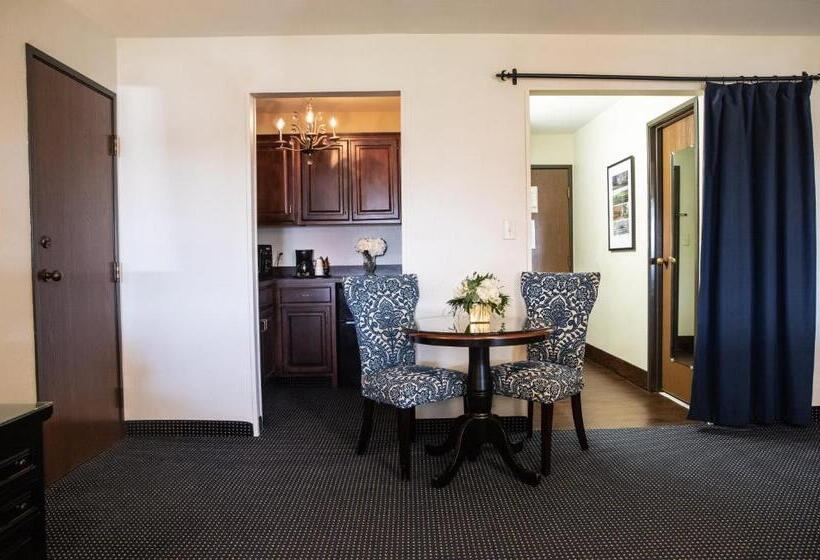 디럭스 스위트, Hatfield Inn