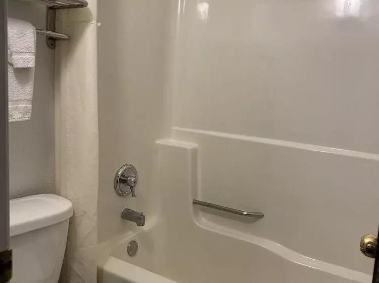 ２ダブルベッドのスタンダードルーム, Quality Inn Mauston I 90