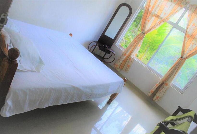 اتاق استاندارد, Samanala Resort