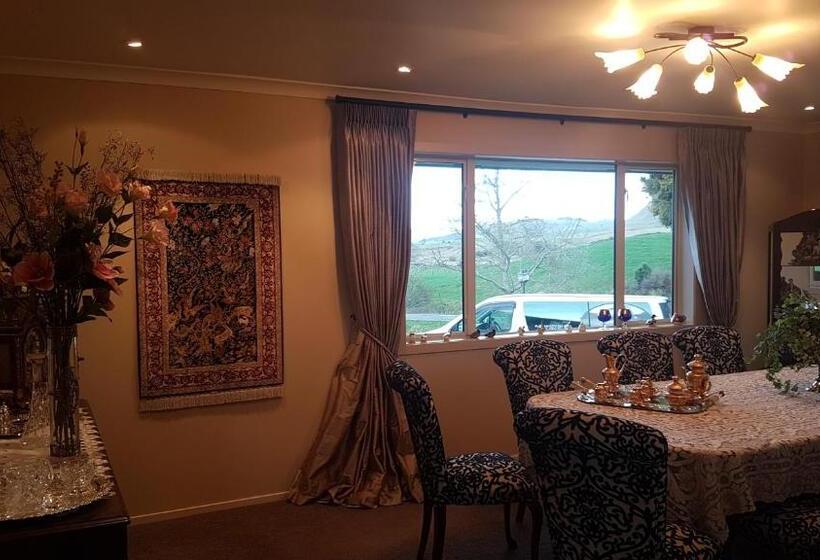 חדר דחוקס עם מיטת קינג, Carmel Farmstay