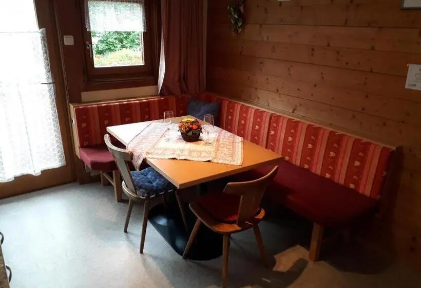 バルコニー付き1ベッドルームアパートメント, Nieslerhof