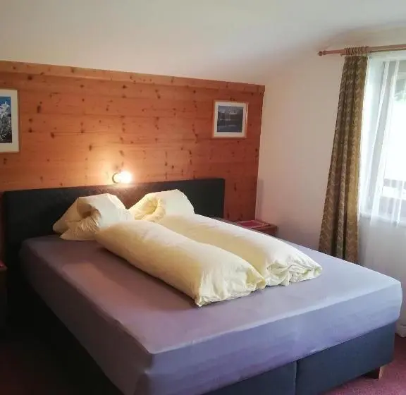 2ベッドルームアパートメント, Nieslerhof
