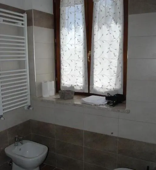 اتاق خانوادگی, Agriturismo Il Sagrato Di Assisi Appartamenti,camere
