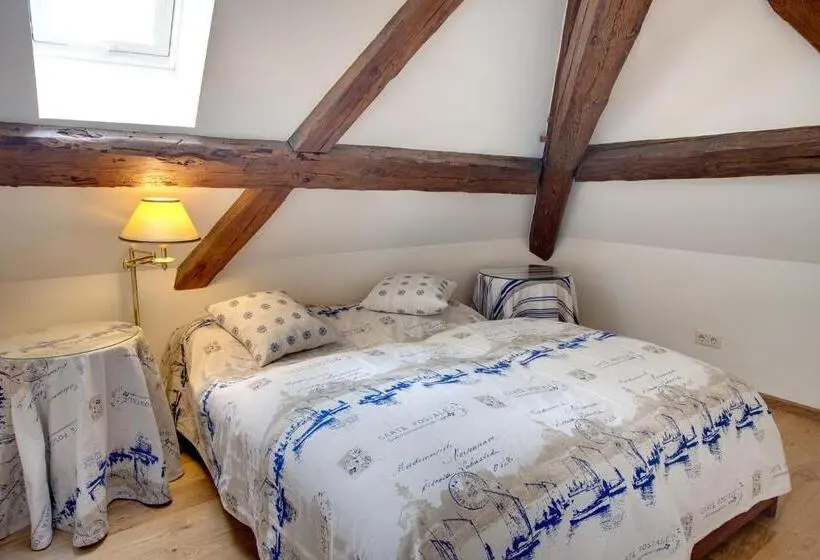 Huoneisto 2 Makuuhuonetta, Urlaubsresidenz Marstall Und Kanzlei Im Schlossensemble
