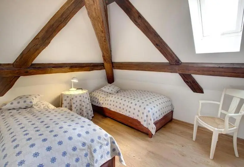 Huoneisto 2 Makuuhuonetta, Urlaubsresidenz Marstall Und Kanzlei Im Schlossensemble