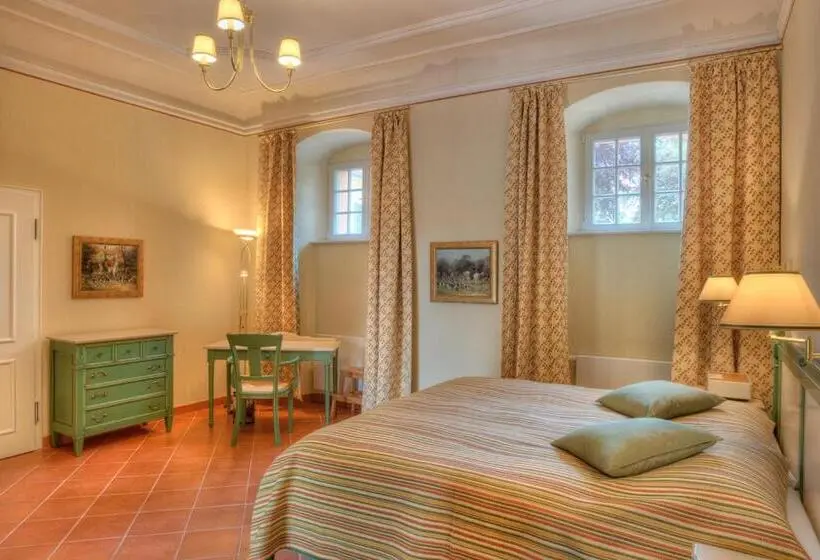 Sviitti, Urlaubsresidenz Marstall Und Kanzlei Im Schlossensemble
