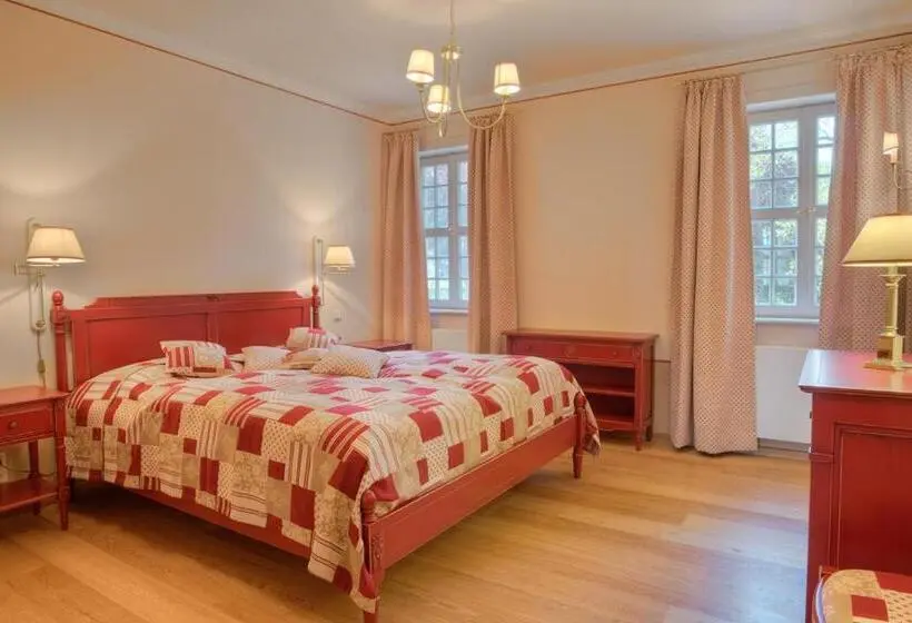 Sviitti, Urlaubsresidenz Marstall Und Kanzlei Im Schlossensemble