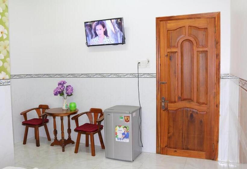 اتاق سوپریور با تخت بزرگ, Ngoc May Guesthouse