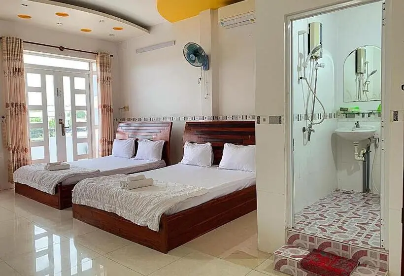 اتاق استاندارد چهار تخته, Ngoc May Guesthouse