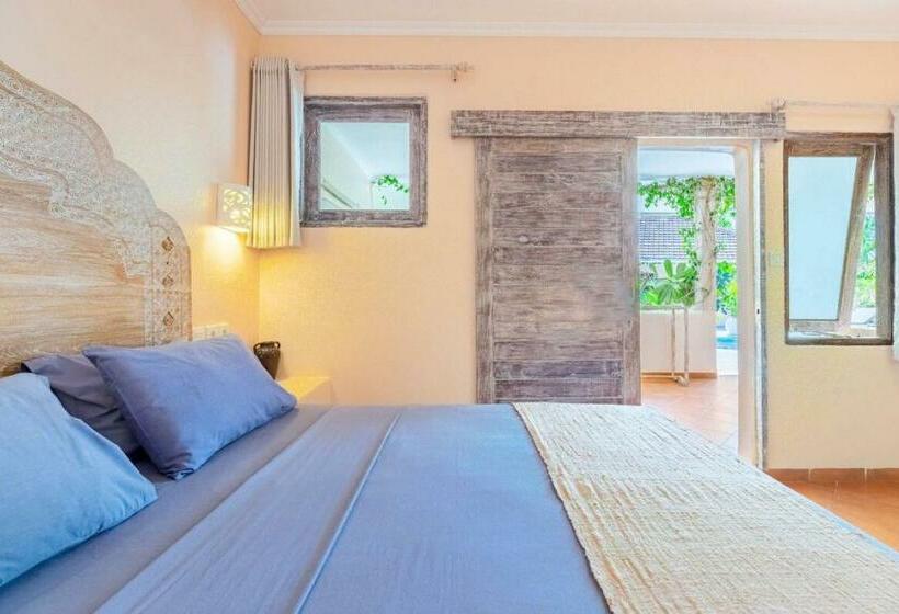 デラックスルーム, Indahwatu