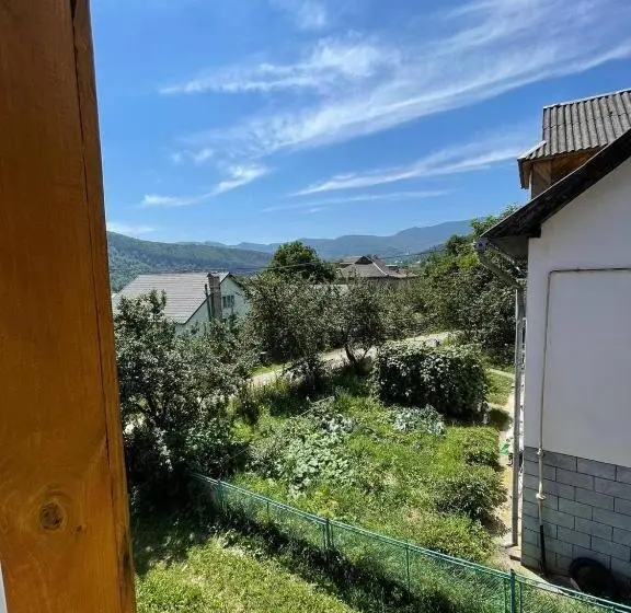 Perhehuone, Svitlyachok