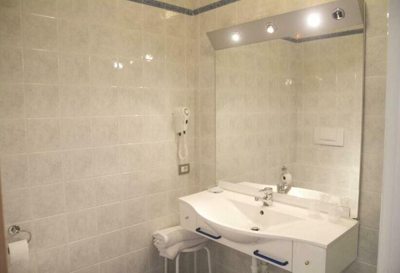 Номер Стандарт, Casablanca