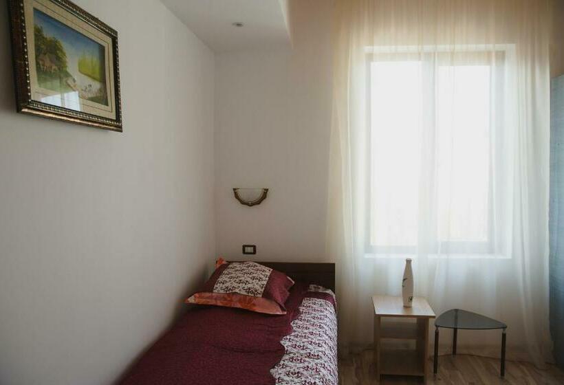 غرفة قياسية, Casa Rustica