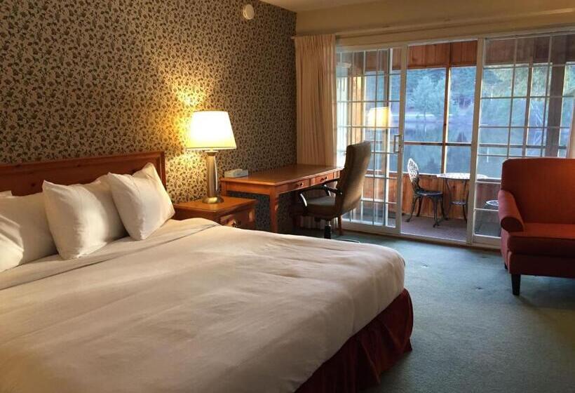Люкс Кровать Кинг, Algonquin Lakeside Inn
