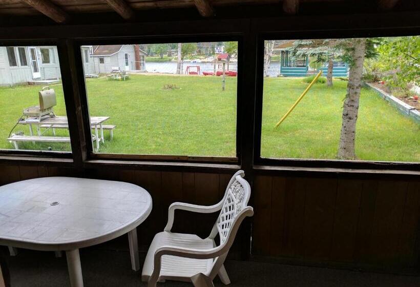 Hytte, Algonquin Lakeside Inn