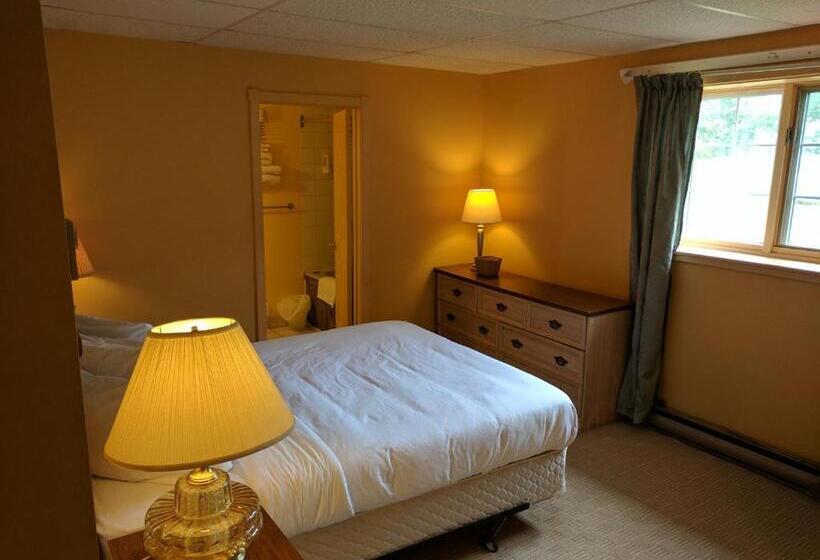 Deluxe 4 Pers. Værelse, Algonquin Lakeside Inn