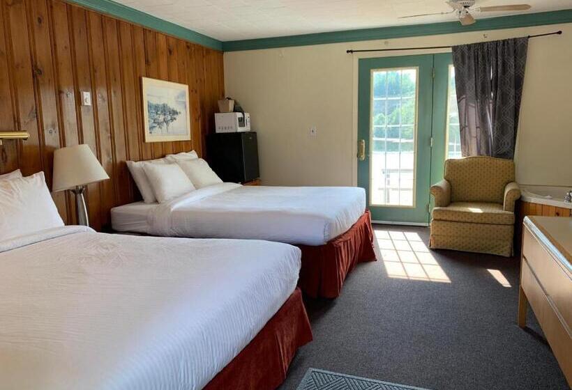 Deluxe Familie Værelse, Algonquin Lakeside Inn