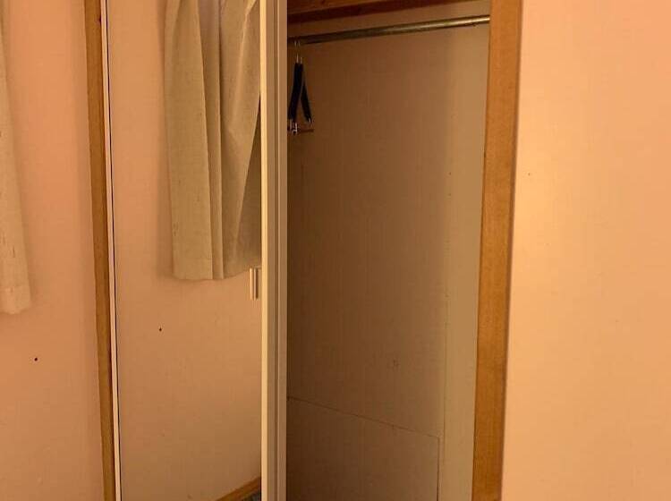 Hytte, Algonquin Lakeside Inn