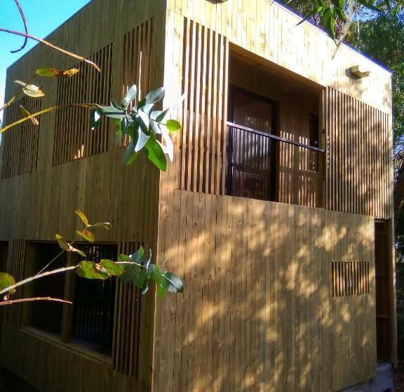 استودیوی استاندارد, Posada Irsis