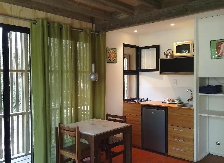 استودیوی استاندارد, Posada Irsis