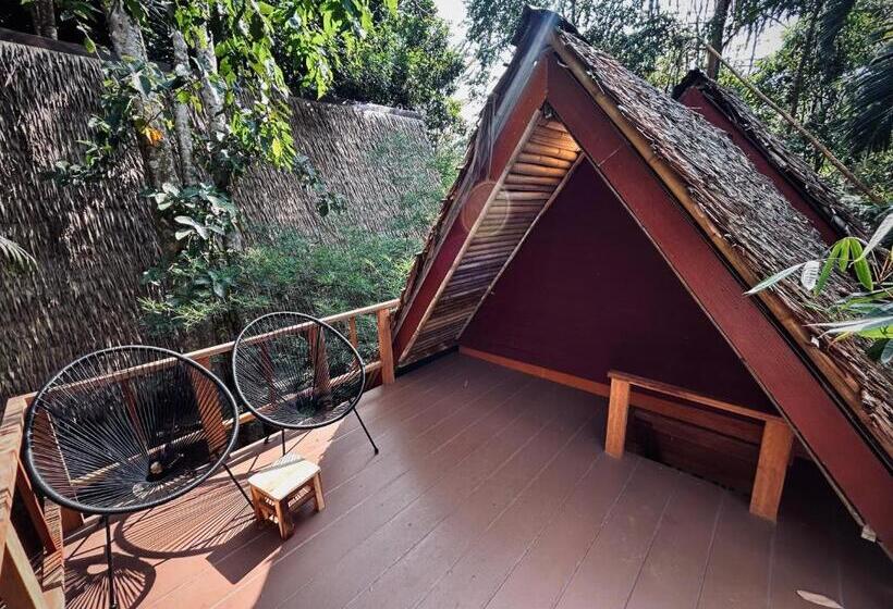 Standard bungalow mountain view, Khao Sok Paradise Resort