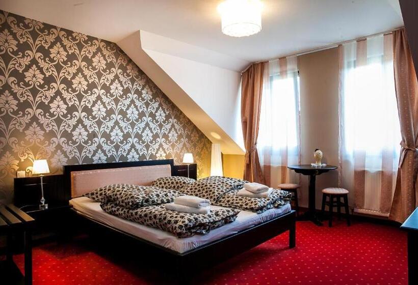 חדר סטנדרט, Am Goldberg