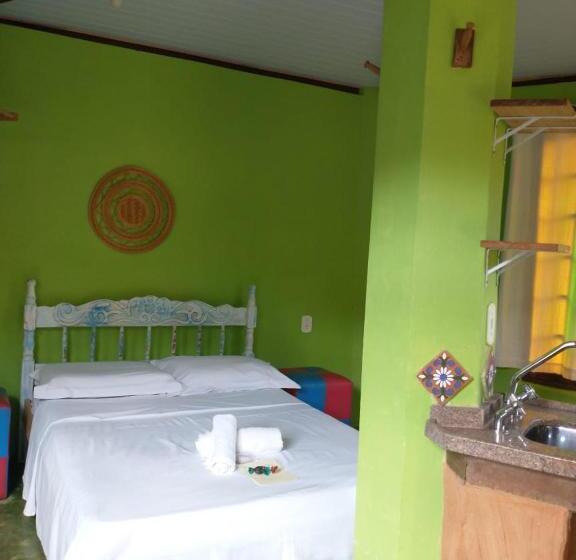 带露台的标准工作室, Pousada Alquimia