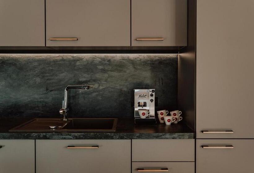 آپارتمان 2 خوابه, Reitlehenalm