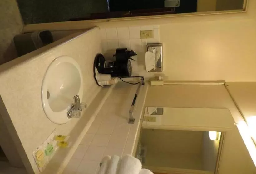 ２ベッドスイートルーム, Chief Motel