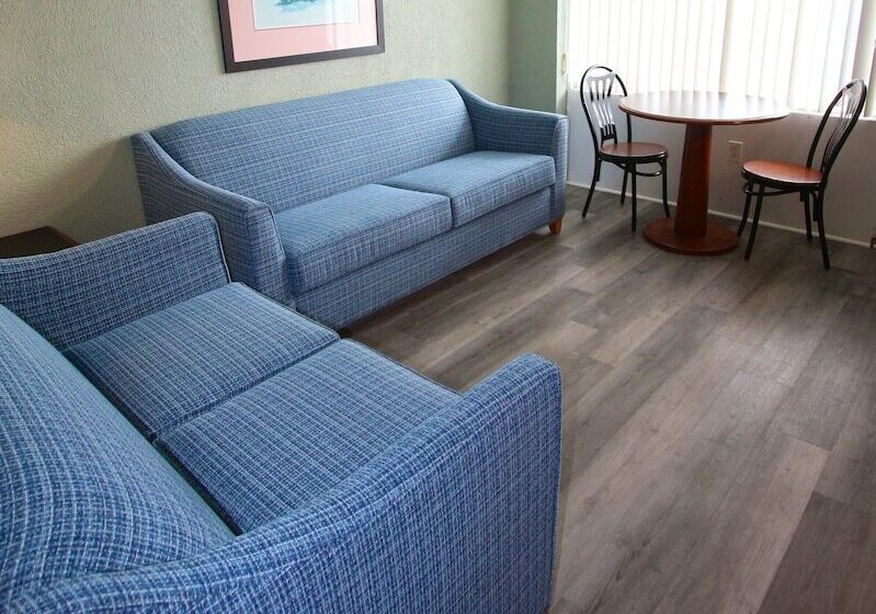 바다 전망 스위트, The Crusader Oceanfront Family Resort