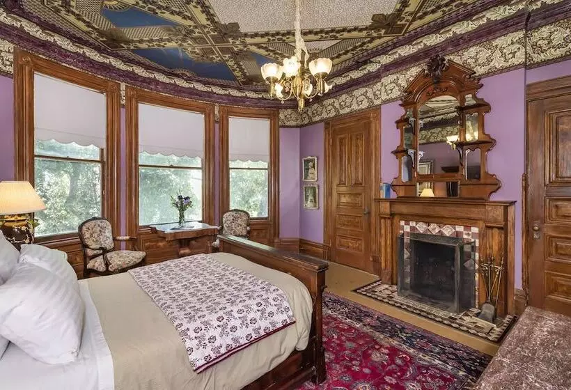 デラックスルーム, Chateau Tivoli B&b