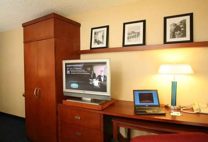 اتاق استاندارد با 2 تخت دوبل, Courtyard By Marriott Anchorage Airport