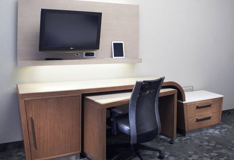 ２ダブルベッドのスタンダードルーム, Courtyard Cleveland Airport North