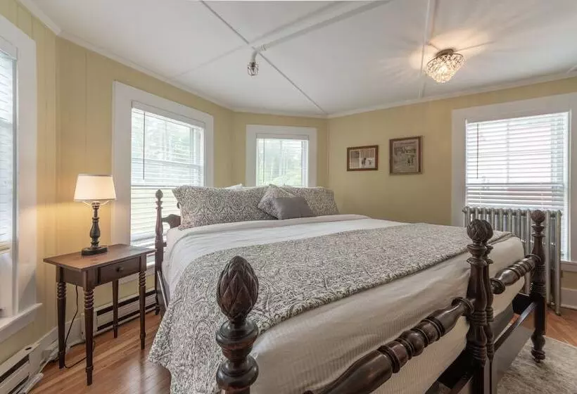 キングサイズベッドのスタンダードルーム, Cranmore Mountain Lodge Bed & Breakfast
