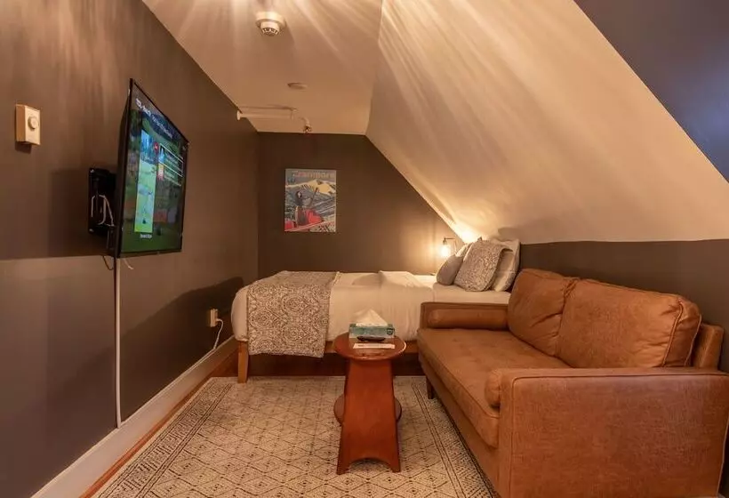 クイーンサイズベッドのスタンダードルーム, Cranmore Mountain Lodge Bed & Breakfast