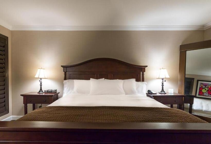 جناح إدارى سرير كينج, Cupertino