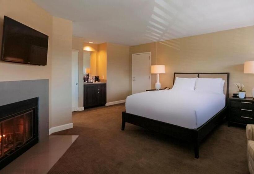 جناح إدارى, Cupertino