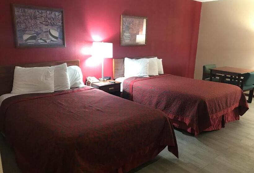 غرفه قياسيه سريرين مزدوجين, Days Inn By Wyndham Hillsboro