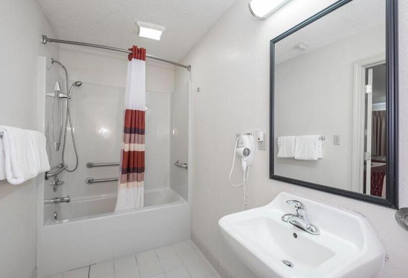 Номер Стандарт Кровать Кинг Адаптированный для Инвалидов, Red Roof Inn Columbus Northeast  Westerville